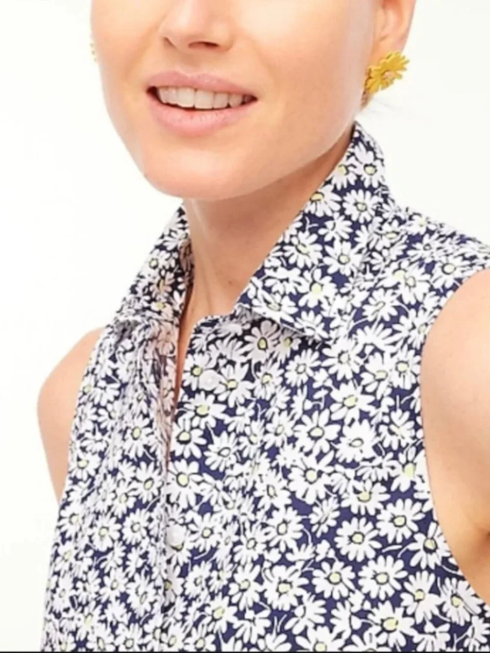J. Crew Women's Sleeveless Daisy Cotton Poplin Shirt Antique Navy Size Medium